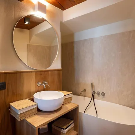 4br Chalet Piazzale Della Funivia - What'app - 0039-3512-039-610 - For Reservations! Villa