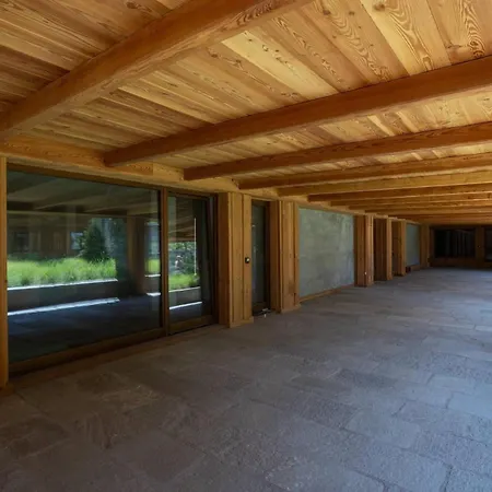Villa 4br Chalet Piazzale Della Funivia - What'app - 0039-3512-039-610 - For Reservations! Courmayeur