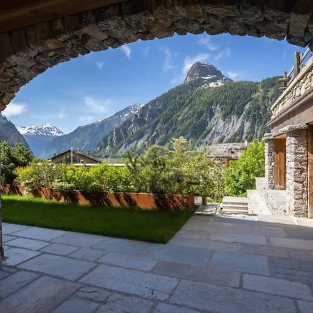 4br Chalet Piazzale Della Funivia - What'app - 0039-3512-039-610 - For Reservations! Βίλα Κουρμαγιέρ