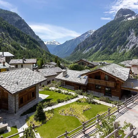 4br Chalet Piazzale Della Funivia - What'app - 0039-3512-039-610 - For Reservations! Βίλα